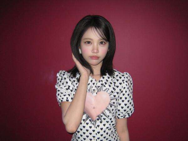 Potret Menawan Carmen Hearts2Hearts dengan Gaya Rambut Baru, Fresh Bondol Sebahu! Potret Menawan Carmen Hearts2Hearts dengan Gaya Rambut Baru, Fresh Bondol Sebahu!