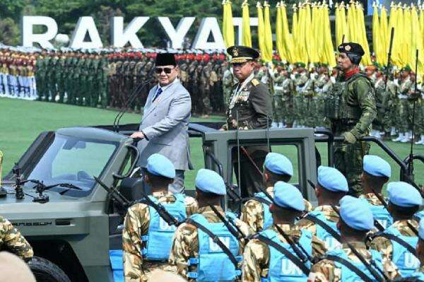 Presiden Prabowo: Prajurit TNI Harus Selalu Dengar Kesulitan Rakyat Presiden Prabowo: Prajurit TNI Harus Selalu Dengar Kesulitan Rakyat