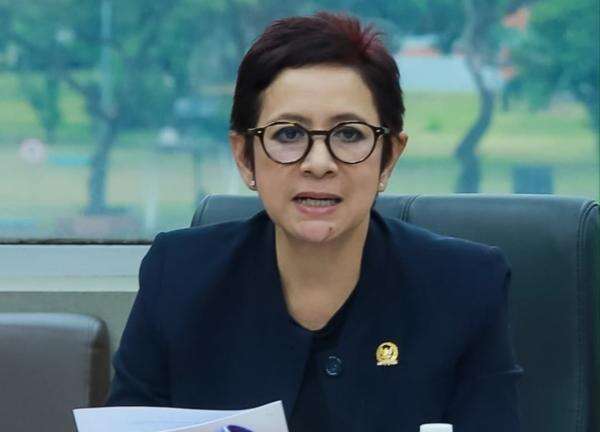 Nurul Arifin: PP Tunas Mulai Mengubah Wajah Media Sosial Nurul Arifin: PP Tunas Mulai Mengubah Wajah Media Sosial
