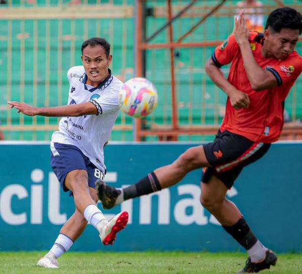 Laga Play Off Liga 2 Nasional Keras : Baku Hantam, Kapten Tim Persibo dan Persiku Dikartu Merah Laga Play Off Liga 2 Nasional Keras : Baku Hantam, Kapten Tim Persibo dan Persiku Dikartu Merah