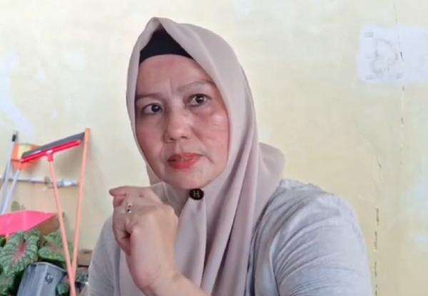Reaksi Wagub Babel Hellyana usai Diberhentikan Sementara terkait Dugaan Ijazah Palsu Reaksi Wagub Babel Hellyana usai Diberhentikan Sementara terkait Dugaan Ijazah Palsu