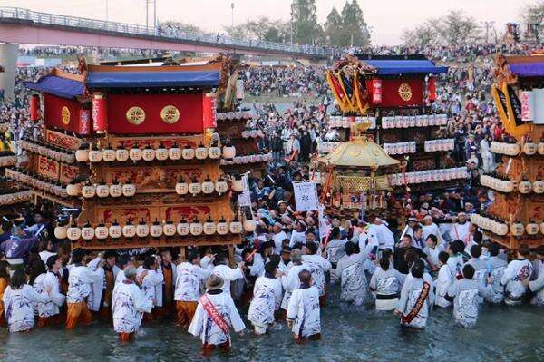 Wakil Wali Kota di Jepang Tewas Tertimpa Kendaraan Arak-arakan Seberat 3 Ton Wakil Wali Kota di Jepang Tewas Tertimpa Kendaraan Arak-arakan Seberat 3 Ton
