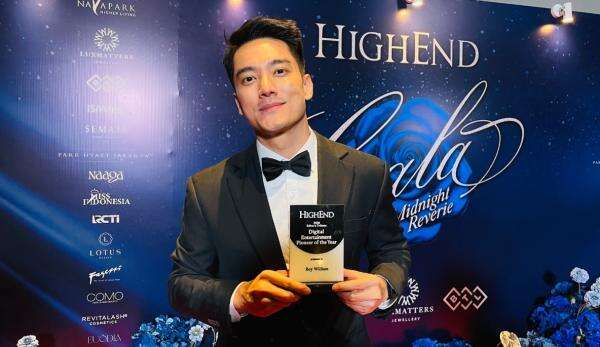 Boy William Raih Penghargaan HighEnd Magazine, Kenang Awal Karier di HighEnd Teen Boy William Raih Penghargaan HighEnd Magazine, Kenang Awal Karier di HighEnd Teen