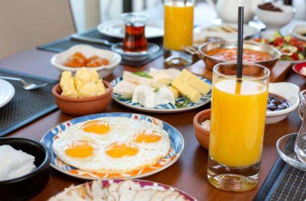 5 Rekomendasi Menu Sarapan yang Bagus Buat Kesehatan Usus 5 Rekomendasi Menu Sarapan yang Bagus Buat Kesehatan Usus