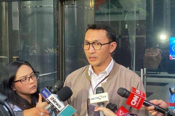 Selain Bos Maktour, KPK Panggil Tiga Saksi Lain Kasus Kuota Haji Selain Bos Maktour, KPK Panggil Tiga Saksi Lain Kasus Kuota Haji