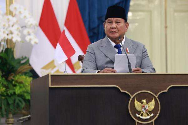 Prabowo Gelar Rapat Hybrid di Istana, Bahas Karhutla yang Masih Terjadi Prabowo Gelar Rapat Hybrid di Istana, Bahas Karhutla yang Masih Terjadi