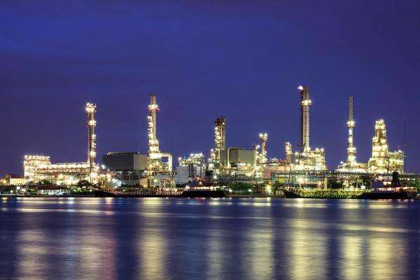 AS-Iran Damai, Harga Minyak Dunia Turun 4 Persen ke USD80 per Barel AS-Iran Damai, Harga Minyak Dunia Turun 4 Persen ke USD80 per Barel