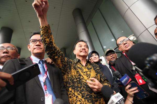 Sidang Roy Suryo dan Dokter Tifa Digelar di PN Jakarta Timur, Jokowi Hadir? Sidang Roy Suryo dan Dokter Tifa Digelar di PN Jakarta Timur, Jokowi Hadir?
