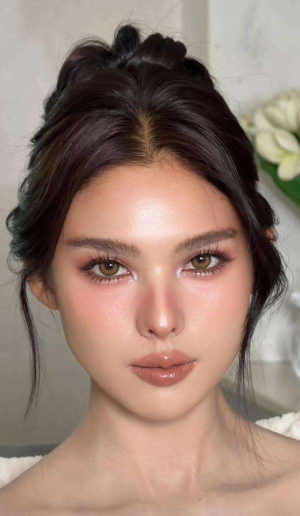 Thai Makeup Look, Tampilan Natural tapi Glamor untuk Setiap Momen Thai Makeup Look, Tampilan Natural tapi Glamor untuk Setiap Momen