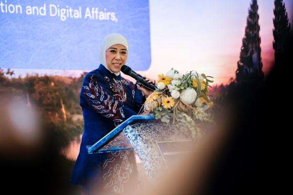 Menkomdigi Dorong Indonesia Jadi Pencipta Teknologi AI, Bukan Sekadar Pasar Menkomdigi Dorong Indonesia Jadi Pencipta Teknologi AI, Bukan Sekadar Pasar