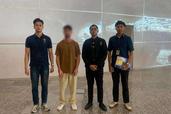 Pria asal Israel yang Tinggal di Bali Dideportasi, Kelola Agen Perjalanan The Bali Dream Pria asal Israel yang Tinggal di Bali Dideportasi, Kelola Agen Perjalanan The Bali Dream