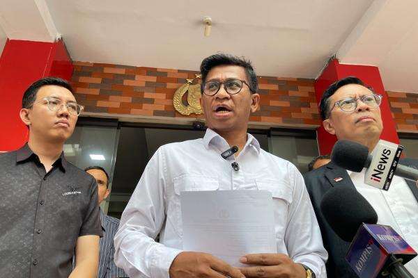 Ketum Gibranisti Laporkan Roy Suryo ke Polres Jaksel, Kasus Apa? Ketum Gibranisti Laporkan Roy Suryo ke Polres Jaksel, Kasus Apa?