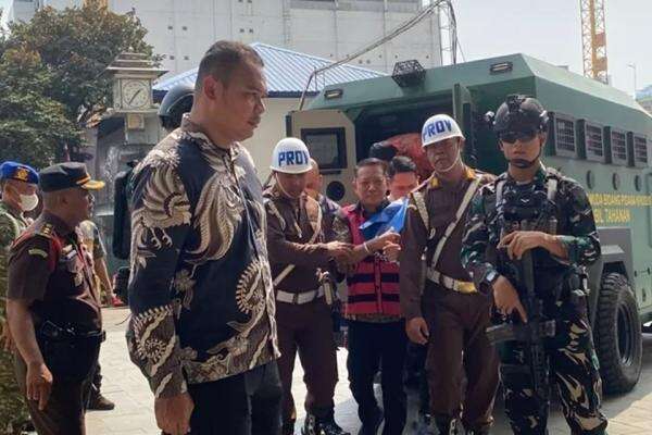 Polri Beberkan Alasan Pelimpahan Kasus Febrie Adriansyah ke Kejagung Polri Beberkan Alasan Pelimpahan Kasus Febrie Adriansyah ke Kejagung