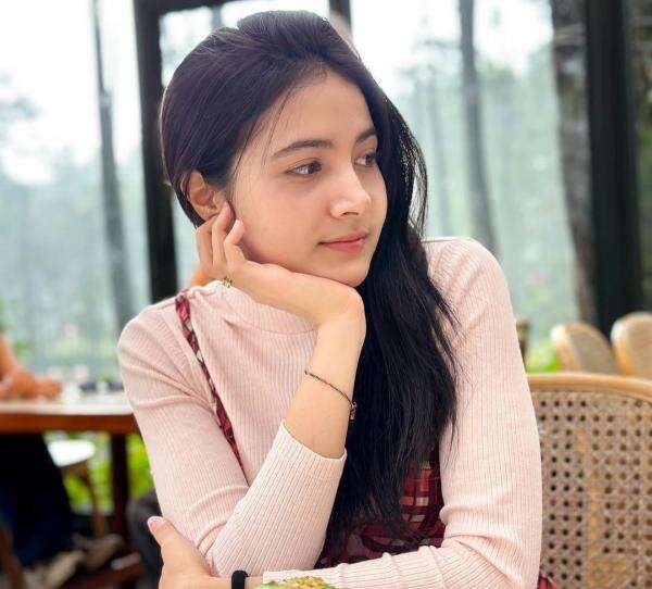 Viral Gegara Video 1 Menit 14 Detik, Ini Klarifikasi Bulan Sutena Viral Gegara Video 1 Menit 14 Detik, Ini Klarifikasi Bulan Sutena