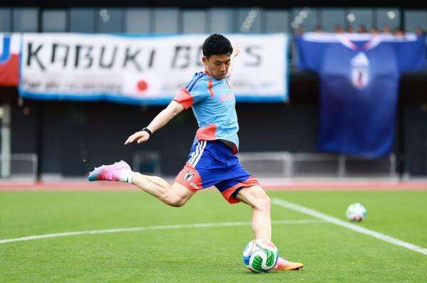 Wataru Endo Mundur dan Pensiun dari Timnas Jepang, Ini Sosok Penggantinya Wataru Endo Mundur dan Pensiun dari Timnas Jepang, Ini Sosok Penggantinya