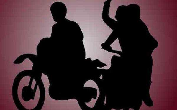 Begal Motor Sadis Lintas Daerah Ditangkap di Nganjuk, Pengakuannya Mengejutkan Begal Motor Sadis Lintas Daerah Ditangkap di Nganjuk, Pengakuannya Mengejutkan