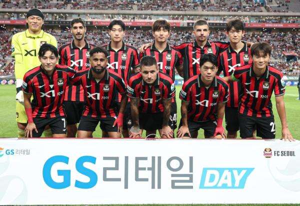 Adu Nilai Pasaran Skuad FC Seoul dengan Persib Bandung, Bak Bumi dan Langit? Adu Nilai Pasaran Skuad FC Seoul dengan Persib Bandung, Bak Bumi dan Langit?