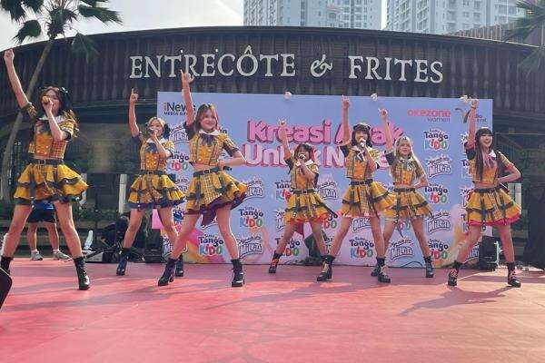 Girl Band Lemon Meriahkan Kreasi Anak untuk Negeri yang Digelar Okezone Girl Band Lemon Meriahkan Kreasi Anak untuk Negeri yang Digelar Okezone