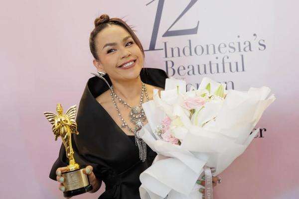 Ucapan Melaney Ricardo soal Onyo Viral Lagi, Netizen Beri Kritik Pedas Ucapan Melaney Ricardo soal Onyo Viral Lagi, Netizen Beri Kritik Pedas