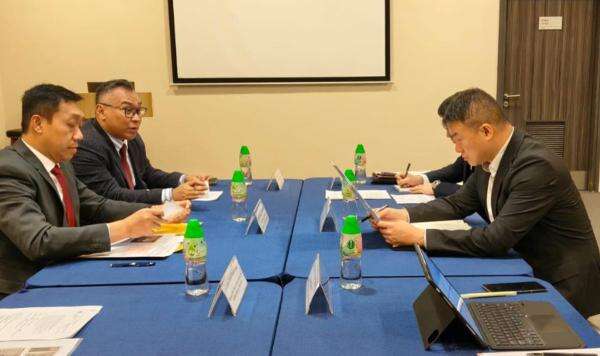 Polri dan Polisi China Saling Tukar Buronan Polri dan Polisi China Saling Tukar Buronan