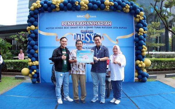 Hadiah Tabungan Dahsyat MNC Bank Jadi Tambahan Dana Kuliah Anak Nasabah Hadiah Tabungan Dahsyat MNC Bank Jadi Tambahan Dana Kuliah Anak Nasabah