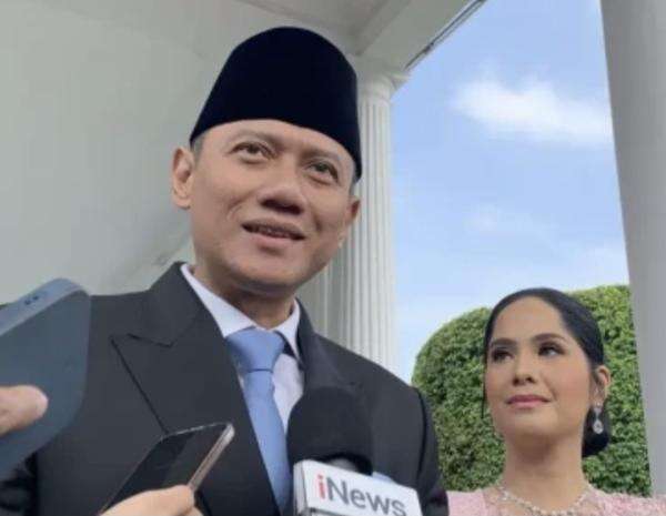 AHY Soroti Tekanan Ekonomi Kelas Menengah: Biaya Hidup Makin Berat, Daya Beli Tertekan AHY Soroti Tekanan Ekonomi Kelas Menengah: Biaya Hidup Makin Berat, Daya Beli Tertekan
