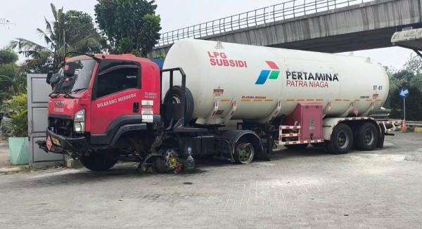 Truk Tangki LPG Kecelakaan di Tol Jagorawi, Pertamina Pastikan Penanganan Sesuai Prosedur Truk Tangki LPG Kecelakaan di Tol Jagorawi, Pertamina Pastikan Penanganan Sesuai Prosedur
