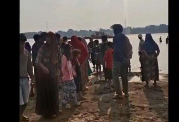 Asyik Mandi di Sungai, 2 Remaja Perempuan di Muaro Jambi Tewas Tenggelam Asyik Mandi di Sungai, 2 Remaja Perempuan di Muaro Jambi Tewas Tenggelam