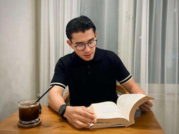 Berawal Iseng Bikin Konten, Eza Lubis Buktikan Kreativitas Digital Bisa Jadi Sumber Penghasilan Berawal Iseng Bikin Konten, Eza Lubis Buktikan Kreativitas Digital Bisa Jadi Sumber Penghasilan