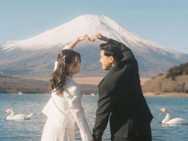 Perjalanan Cinta Jerome Polin dan Gracia Caroline, dari Adik Kelas di Jepang hingga Segera Menikah Perjalanan Cinta Jerome Polin dan Gracia Caroline, dari Adik Kelas di Jepang hingga Segera Menikah