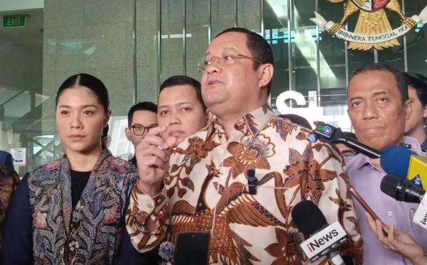 Dapat Ucapan Ultah dari Dasco, Begini Reaksi Kubu Nadiem Dapat Ucapan Ultah dari Dasco, Begini Reaksi Kubu Nadiem