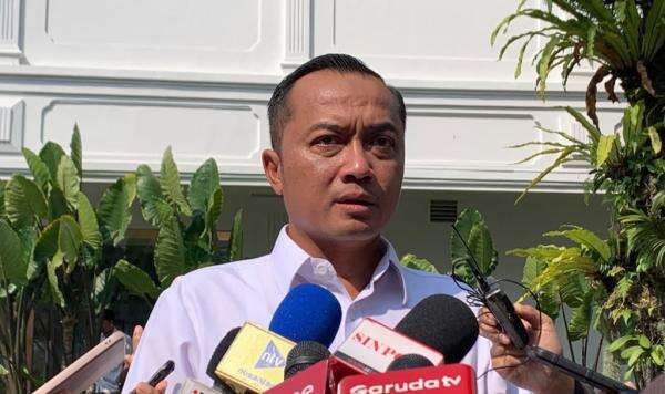 Istana Bantah Isu Reshuffle Kabinet: Kalau Ada, Prioritas Isi Jabatan Wamen Istana Bantah Isu Reshuffle Kabinet: Kalau Ada, Prioritas Isi Jabatan Wamen