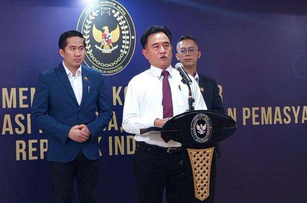 Yusril Tegaskan Abdul Karim WN Palestina yang Ditangkap Polri Bukan Aktivis Gaza Yusril Tegaskan Abdul Karim WN Palestina yang Ditangkap Polri Bukan Aktivis Gaza