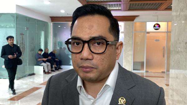 Bupati Kuansing Kena OTT, Komisi II DPR Usul Kepala Daerah Dapat Bonus PAD Bupati Kuansing Kena OTT, Komisi II DPR Usul Kepala Daerah Dapat Bonus PAD