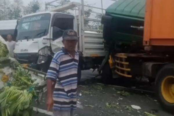 Kecelakaan Beruntun 14 Kendaraan di Tol Cipularang, Diduga akibat Truk Rem Blong Kecelakaan Beruntun 14 Kendaraan di Tol Cipularang, Diduga akibat Truk Rem Blong