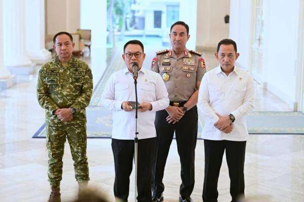 Negara ASEAN Siap Bantu Padamkan Karhutla, Menko Polkam: Sudah Kita Respons, Dipersilakan Negara ASEAN Siap Bantu Padamkan Karhutla, Menko Polkam: Sudah Kita Respons, Dipersilakan