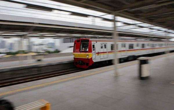 KRL Bogor Kembali Tambah 4 Perjalanan Mulai Hari Ini KRL Bogor Kembali Tambah 4 Perjalanan Mulai Hari Ini