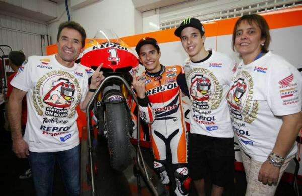 Marc Marquez Pernah Bikin Ayahnya Kecewa saat Pilih Balap Motor ketimbang Sepakbola Marc Marquez Pernah Bikin Ayahnya Kecewa saat Pilih Balap Motor ketimbang Sepakbola
