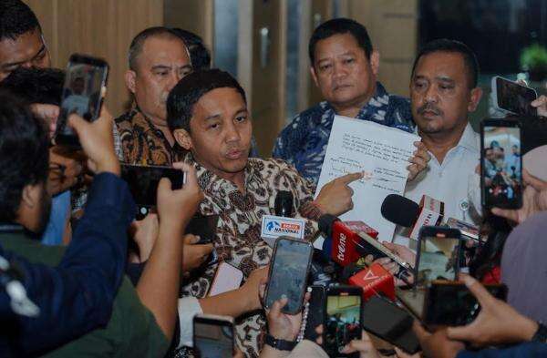 Menhut Akui Terima Amplop dari Bupati Kuansing, KPK: Harusnya Lapor! Menhut Akui Terima Amplop dari Bupati Kuansing, KPK: Harusnya Lapor!