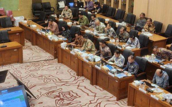 PLN Pastikan Pemadaman Bergilir Sudah Tuntas usai Pasokan Batu Bara Kembali Normal PLN Pastikan Pemadaman Bergilir Sudah Tuntas usai Pasokan Batu Bara Kembali Normal