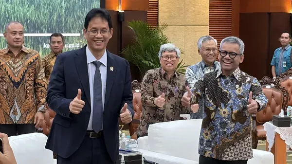 Purbaya Lapor Anggaran Makan Bergizi Gratis Tembus Rp88,15 Triliun Purbaya Lapor Anggaran Makan Bergizi Gratis Tembus Rp88,15 Triliun