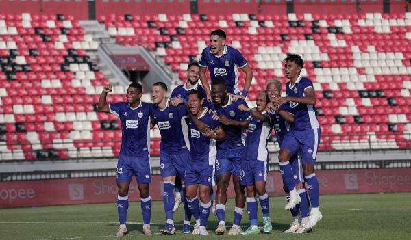 Persib Bandung Lolos ke Final Piala Presiden 2026, Igor Tolic Doakan Anak Asuhnya Tetap Sehat Persib Bandung Lolos ke Final Piala Presiden 2026, Igor Tolic Doakan Anak Asuhnya Tetap Sehat