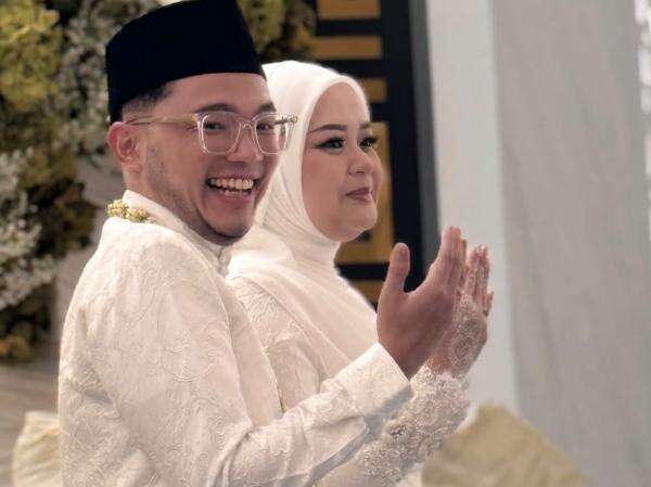 Klarifikasi Rangga dan Nunu usai Souvenir Pernikahan Anak Ayam Viral, Ini Pernyataannya Klarifikasi Rangga dan Nunu usai Souvenir Pernikahan Anak Ayam Viral, Ini Pernyataannya