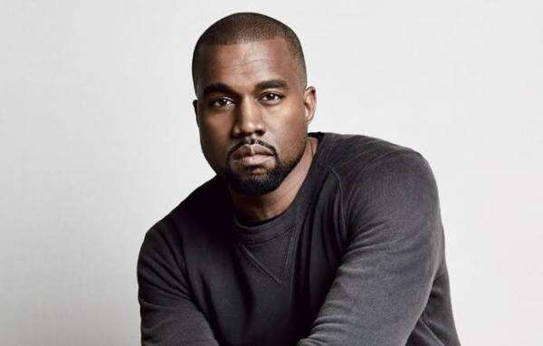Konser Kanye West Jakarta: Fans Mancanegara Berburu Produk UMKM di Pasar Santa dan Sekitarnya Konser Kanye West Jakarta: Fans Mancanegara Berburu Produk UMKM di Pasar Santa dan Sekitarnya