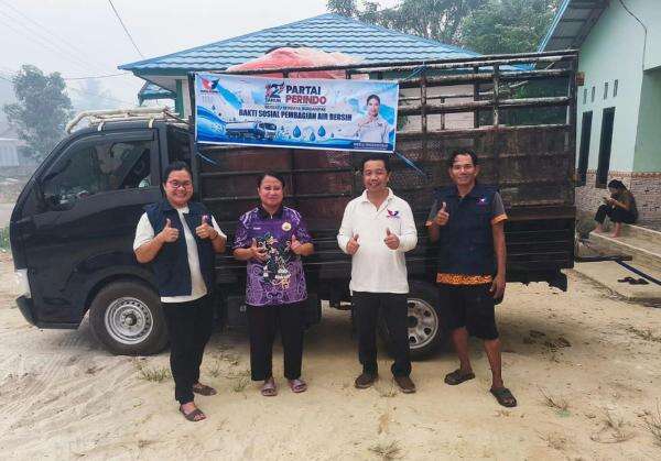 Hadapi Kekeringan, Perindo Katingan Salurkan 20.200 Liter Air Bersih untuk Warga 3 Desa Hadapi Kekeringan, Perindo Katingan Salurkan 20.200 Liter Air Bersih untuk Warga 3 Desa