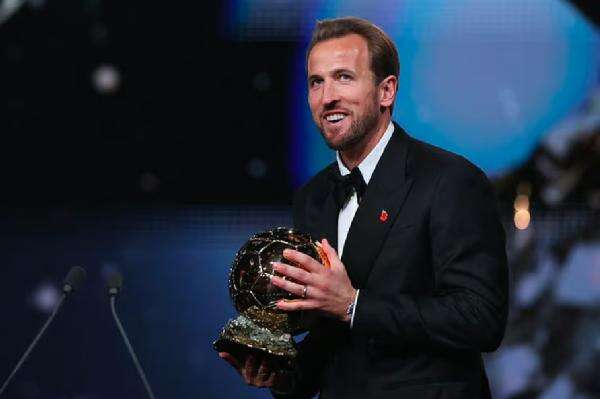 BREAKING NEWS: Harry Kane Raih Ballon d'Or 2026, Ukir Sejarah 25 Tahun BREAKING NEWS: Harry Kane Raih Ballon d'Or 2026, Ukir Sejarah 25 Tahun