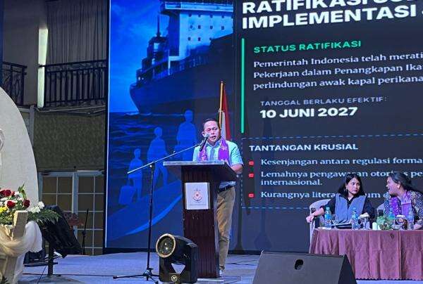 Anggota DPR Yulius Setiarto Dorong Harmonisasi Hukum dan Pengetatan Kontrak Kerja ABK Anggota DPR Yulius Setiarto Dorong Harmonisasi Hukum dan Pengetatan Kontrak Kerja ABK