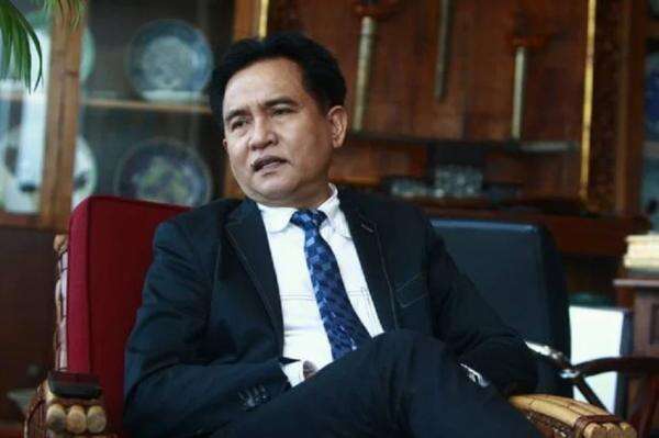 Menko Yusril Beberkan Delapan Arahan Pelayanan Publik yang Bersih Menko Yusril Beberkan Delapan Arahan Pelayanan Publik yang Bersih