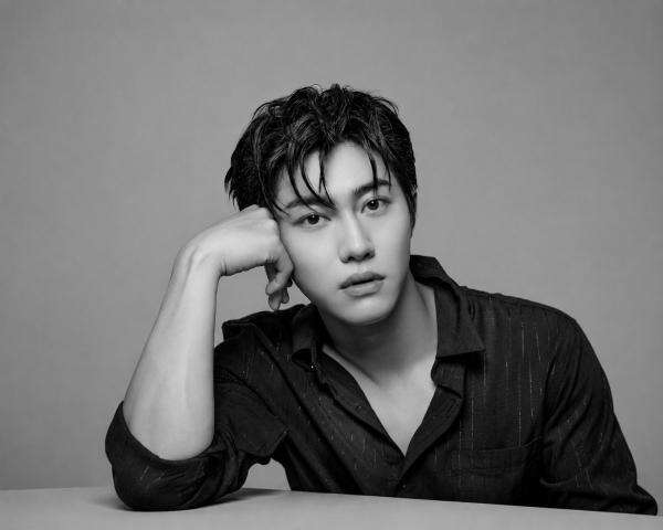 Kwak Dong Yeon Mulai Wamil Agustus 2026 Kwak Dong Yeon Mulai Wamil Agustus 2026