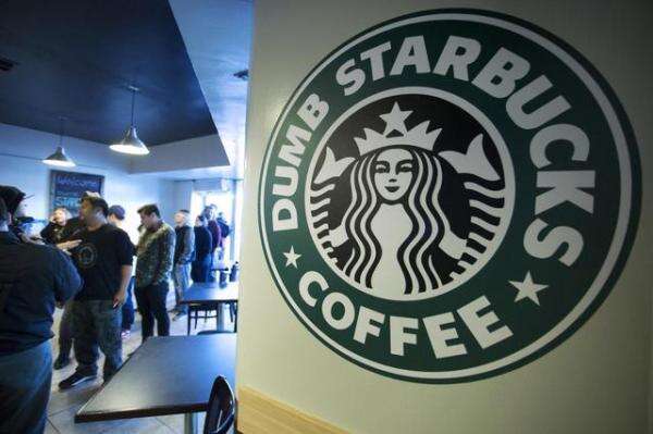 Badai PHK Hantam Starbucks! 250 Gerai Tutup dan Ratusan Karyawan Kehilangan Pekerjaan Badai PHK Hantam Starbucks! 250 Gerai Tutup dan Ratusan Karyawan Kehilangan Pekerjaan